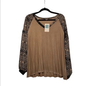 NWT Size Small Acid Wash Top With Printed Sleeves POL Boutique Brand